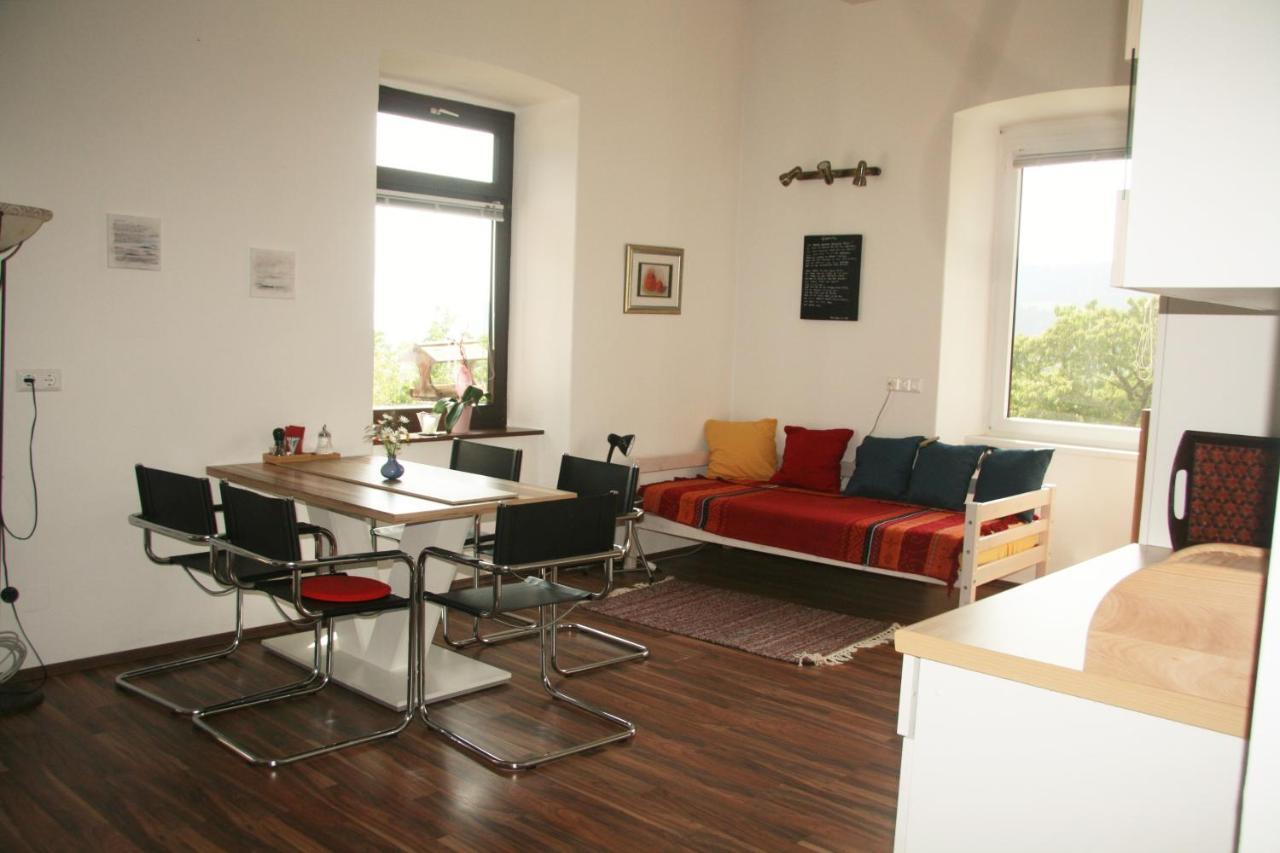Alte Volksschule - Schual In Gradne Apartment Liebenfels Ngoại thất bức ảnh